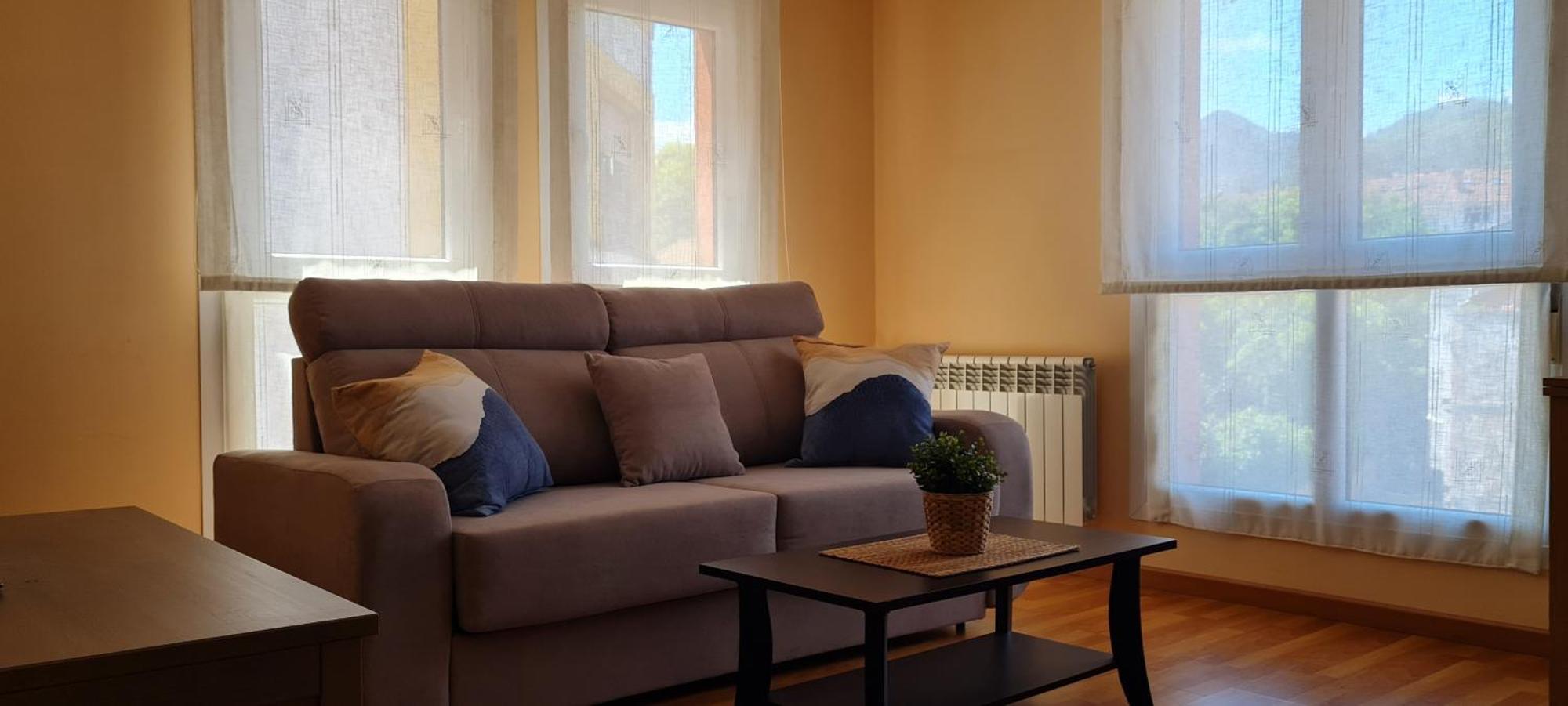 Apartamentos El Pigazu Onís Exteriör bild